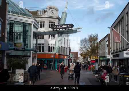Sutton local Landmark, un défilé victorien qui est démoli pour faire place à de nouvelles boutiques et maisons. Banque D'Images