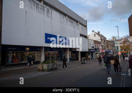 Sutton local Landmark, un défilé victorien qui est démoli pour faire place à de nouvelles boutiques et maisons. Banque D'Images