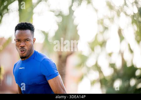 Oliva, Espagne. 06 janvier 2026. Mohamed Soumah est vu au camp d’entraînement hivernal de l’équipe belge de football KAA Gent, à Oliva, Espagne, mardi 06 janvier 2026. BELGA PHOTO JASPER JACOBS crédit : Belga News Agency/Alamy Live News Banque D'Images