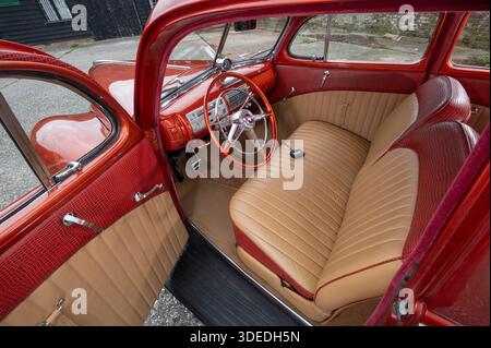 Orange 1940 Ford et jaune Ford modèle A hot rods Banque D'Images