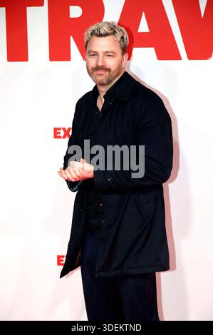 Friedrich Mücke BEI der Weltpremiere des Kinofilms Extrawurst in der Lichtburg. Essen, 07.01.2026 *** Friedrich Mücke à la première mondiale du film Extrawurst dans le Lichtburg Essen, 07 01 2026 Foto:xAgenturxWehnertx/xGränzdörferx/xFuturexImagex extrawurst 6235 Banque D'Images