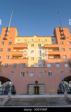 Wohnanlage Karl-Marx-Hof, Hauptfassade, Döbling, Wien, Österreich Banque D'Images