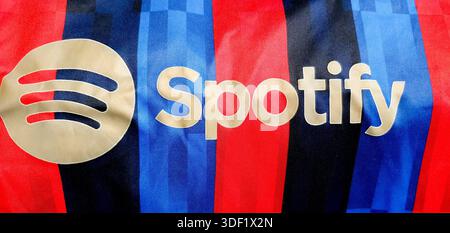 Logo FC Barcelona sur un maillot officiel Banque D'Images