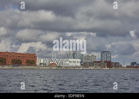 COPENHAGUE, DANEMARK - 16 SEPTEMBRE 2017 : vue de la ville de Copenhague au Danemark par temps nuageux Banque D'Images