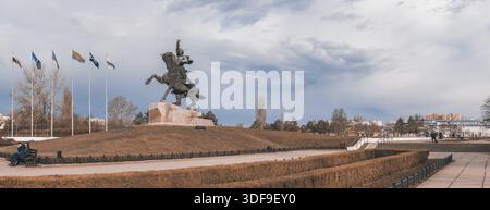 Tiraspol, Moldavie - 03.10.2019. Statue équestre pour le commandant russe Alexandre Souvorov près de la rivière Dniestr dans la ville de Tiraspol, Transnis Banque D'Images