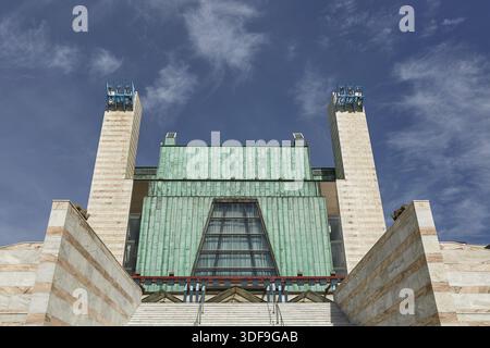 SANTANDER, ESPAGNE - 29 septembre 2017 : Palais des Festivals ou Palacio de festivals de Cantabria à Santander Cantabrie ville, région de l'Espagne Banque D'Images