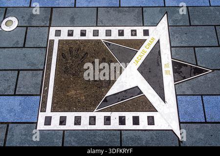 Hong Kong, Chine, mars 2013 célèbre palm imprimer de Jackie Chan sur l'Avenue of Stars, Hollywood Walk of Fame Banque D'Images