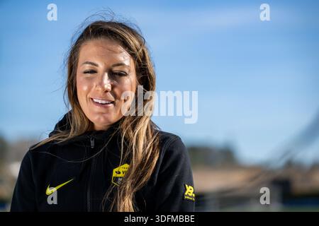 Alicante, Espagne. 13 janvier 2026. Française Pauline Ferrand Prevot du Team Visma-Lease a Bike photographiée lors de la présentation de l'équipe de cyclisme Team Visma-Lease a Bike à Alicante, Espagne, mardi 13 janvier 2026. BELGA PHOTO DAVID PINTENS crédit : Belga News Agency/Alamy Live News Banque D'Images