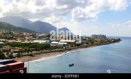 Port de croisière de Roseau Dominique Windward Caribbean Island connu sous le nom de nature Island 01.02.2026 Banque D'Images