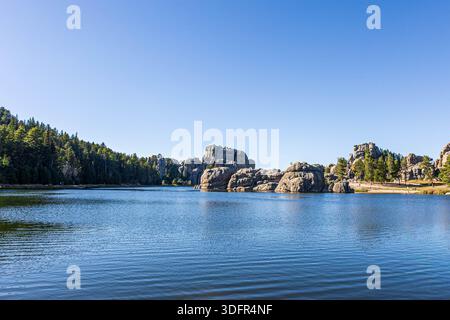 Magnifique paysage vu autour du lac Sylvan au parc d'État de Custer dans le Dakota du Sud. Banque D'Images