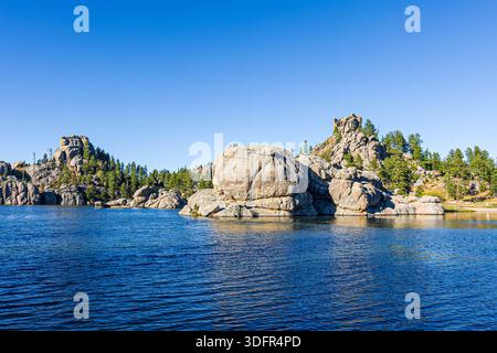 Magnifique paysage vu autour du lac Sylvan au parc d'État de Custer dans le Dakota du Sud. Banque D'Images