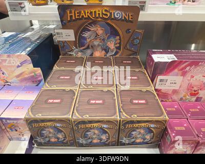 Jouets à vendre à l'intérieur du concessionnaire Simon Mall Banque D'Images