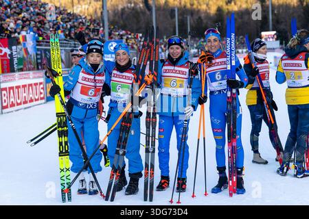 Équipe Italie (ITA) de gauche à droite Auchentaller Hannah 6-1, Wierer Dorothea 6-2, Carrara Michela 6-3, Vittozzi Lisa 6-4, GER, Ruhpolding, BMW IBU World Cup Biathlon Ruhpolding 2026, Relais féminin, mercredi, 14.01.2026, photo : Eibner/Mateusz Jop Banque D'Images