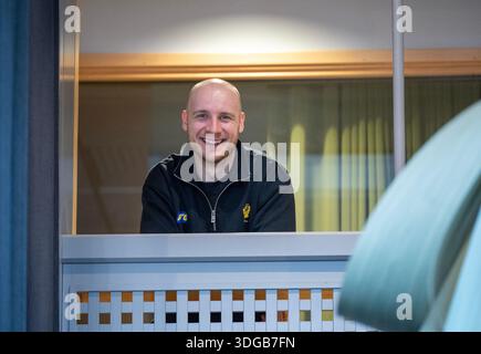 Malmö, SUÈDE 2026-01-16 Daniel Pettersson lors de la conférence de presse de vendredi avec l'équipe nationale suédoise de handball à l'hôtel des joueurs Scandic Triangeln à Malmö avant le match d'ouverture du Championnat d'Europe de handball contre les pays-Bas. Photo : Johan Nilsson/TT/Code 50090 ce texte est traduit automatiquement crédit : TT News Agency/Alamy Live News Banque D'Images