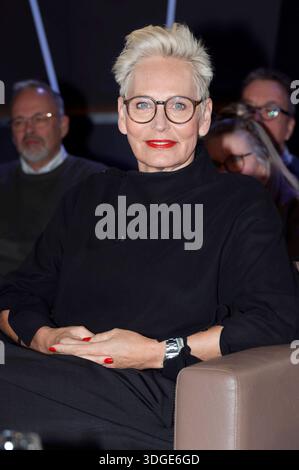 Bärbel Schäfer BEI der Aufzeichnung der NDR Talk Show im NDR Fernsehstudio Lokstedt. Hambourg, 16.01.2026 *** Bärbel Schäfer lors de l'enregistrement du NDR Talk Show au studio de télévision NDR à Lokstedt Hambourg, 16 01 2026 Foto:xH.xHartmannx/xFuturexImagex ndr talk1601 6139 Banque D'Images