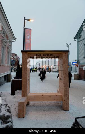 Kickoff-Veranstaltung für Oulu als Kulturhauptstadt Europas Installationen in der Ouluer Innenstadt zur Feier des Kulturjahres. Oulu Marketplace Pohjois-Pohjanmaa Finlande *** événement de lancement pour Oulu en tant que capitale européenne de la culture installations dans le centre-ville d'Oulu pour célébrer l'année de la culture Oulu Marketplace Pohjois Pohjanmaa Finlande Banque D'Images