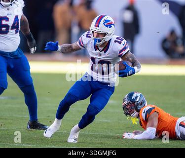 17 janvier 2026 : Khalil Shakir (10 ans), récepteur des Buffalo Bills, cherche une salle ouverte pour se présenter dans le match de football de la ronde divisionnaire de l'AFC entre les Broncos de Denver et les Buffalo Bills. Derek Regensburger/CSM. Banque D'Images