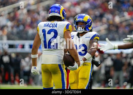 Le receveur du Wide des Rams de Los Angeles Puka Nacua (12 ans) lors d'un match de la NFL contre les Texans de Houston, dimanche 7 septembre 2025 à Inglewood, Calif. Le Los Angeles Banque D'Images
