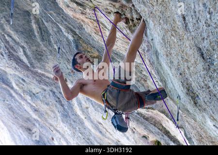 Italie, Frioul, Carnia — Carnics Alpes escalade libre Banque D'Images