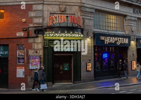 Liverpool, Royaume-Uni, 10 janvier 2026 : Epstein Theatre, un lieu de divertissement pour la musique et les pièces de théâtre sur Hanover Street dans le centre-ville. Banque D'Images