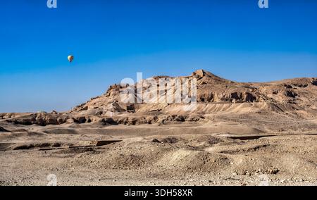 Paysages autour de Deir el-Bahari, Louxor, Egypte. Février 2023 Banque D'Images