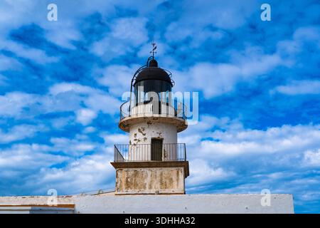 Phare au Parc Natural de Cap de Creus, Catalogne, Espagne Banque D'Images