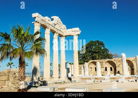 Le temple d'Apollon dans l'ancienne ville pamphylienne de Side, Turquie. Banque D'Images