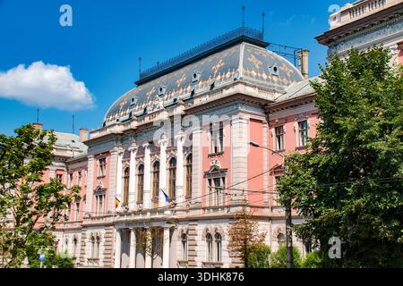 Cluj-Napoca, surnommée le cœur de la Transylvanie, est l’une des villes les plus dynamiques de Roumanie Banque D'Images