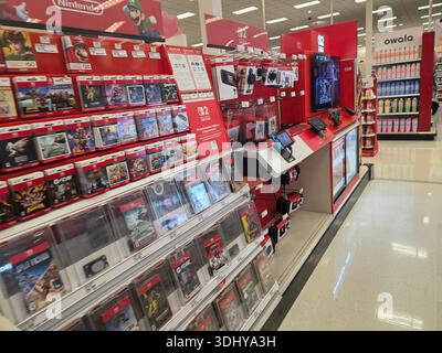 Visiter le magasin de la chaîne de détaillants Target Banque D'Images