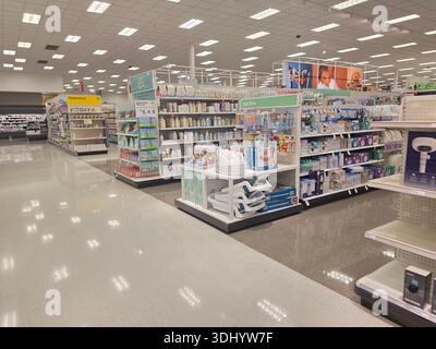 Visiter le magasin de la chaîne de détaillants Target Banque D'Images