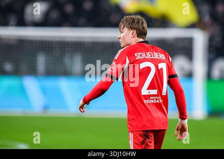 Andreas Schjelderup de SL Benfica regarde le match de football UEFA Champions League 2025/26 phase - Journée 7 entre Juventus FC et SL Benfica au stade Allianz de Turin Banque D'Images