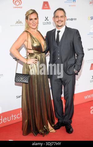 Moritz Bleibtreu mit Ehefrau Saskia Bleibtreu beim 50. Deutschen Filmball 2026 im Hotel Bayerischer Hof. München, 24.01.2026 Banque D'Images