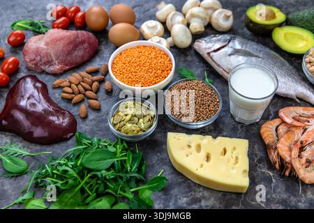 Aliments qui contiennent des vitamines B. Mise au point sélective Banque D'Images