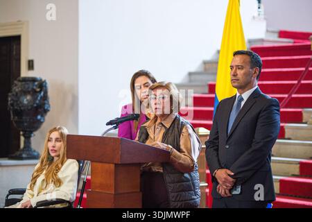 Bogota, Colombie. 27 janvier 2026. La ministre colombienne des Affaires étrangères Rosa Yolanda Villavicencio parle des tensions tarifaires entre la Colombie et l'Équateur le 27 janvier 2026 à Bogota, en Colombie. Photo par : Sebastian Barros/long Visual Press crédit : long Visual Press/Alamy Live News Banque D'Images
