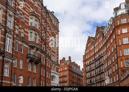 Bâtiments résidentiels Red Brick dans le centre-ville de Londres Banque D'Images