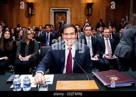 Washington, États-Unis. 28 janvier 2026. Le secrétaire d'État Marco Rubio arrive pour une audience de la Commission sénatoriale des relations étrangères sur le Venezuela au Capitole des États-Unis à Washington, DC le mercredi 28 janvier 2026. Photo de Bonnie Cash/UPI crédit : UPI/Alamy Live News Banque D'Images