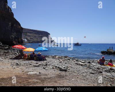 Caleta de Mogán (également connue sous le nom de Playa Chica) à Puerto de Mogán, Grande Canarie, Espagne Banque D'Images