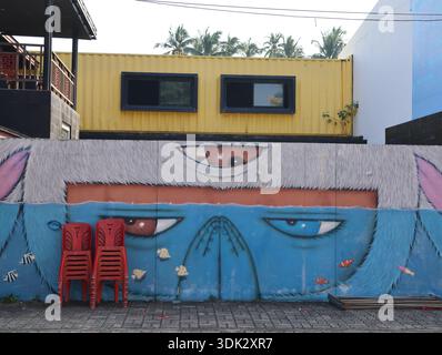 Murale du célèbre graffeur thaïlandais Alex face, sur Koh Samui, Thaïlande Banque D'Images