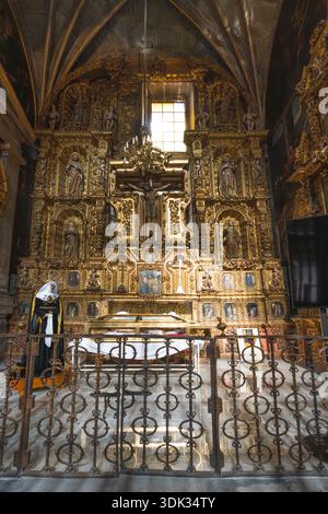 Chapelle du Christ et des reliquaires de la cathédrale métropolitaine de Mexico City intérieur - Mexico City, Mexique Banque D'Images