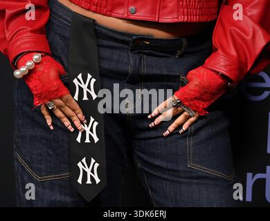 Los Angeles, États-Unis. 29 janvier 2026. Journee arrive à Spotify's 2026 Best New Artist Party qui a eu lieu au Lot le 29 janvier 2026 à Los Angeles, CA. © Tammie Arroyo/AFF-USA.com crédit : AFF/Alamy Live News Banque D'Images