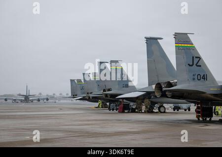 Les F-15 Eagle de l'US Air Force affectés à la 159th Fighter Wing, de la Louisiana Air National Guard, se préparent à une sortie d'entraînement pendant l'exercice Sentry Al Banque D'Images