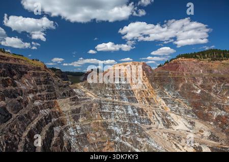 Homestake mine, une zone minière à ciel ouvert établie en 1876, Lead, Dakota du Sud Banque D'Images