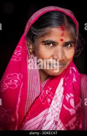 Portrait d'une indienne d'âge moyen, Odisha, Inde Banque D'Images