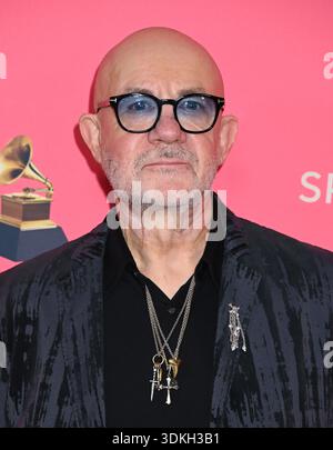 Los Angeles, États-Unis. 31 janvier 2026. Bernie Taupin arrive à la cérémonie des Special Merit Awards et à la 68e réception annuelle des nominés AUX GRAMMY AWARDS qui se tient au Wilshire Ebell le 31 janvier 2026 à Los Angeles, CA. © Tammie Arroyo/AFF-USA.com crédit : AFF/Alamy Live News Banque D'Images