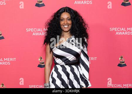 Los Angeles, USA. 31st Jan, 2026. Wayna attends the arrivals of the Recording Academy's Special Merit Awards Ceremony at the Wilshire Ebell Theater in Los Angeles, CA on January 31, 2026. (Photo by Corine Solberg/Sipa USA) Credit: Sipa USA/Alamy Live News Banque D'Images