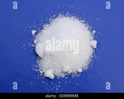 Le sulfate de zinc est un composé inorganique de formule ZnSO4 Banque D'Images