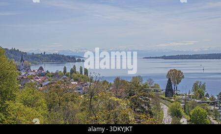 Sipplingen am Lake Constance avec l'église Martin Banque D'Images