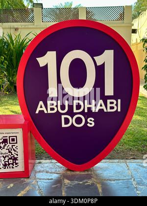101 panneau Abu Dhabi dos Banque D'Images