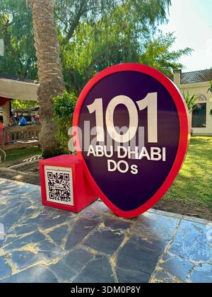 101 panneau Abu Dhabi dos Banque D'Images