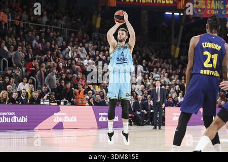 Nicolo Melli de Fenerbahce lors du match de basket-ball de Turkish Airlines EuroLeague entre le FC Barcelone et le Fenerbahce Beko Istanbul le 3 février 2026 au Palau Blaugrana de Barcelone, Espagne Banque D'Images